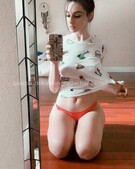 Анкета проститутки Мира - метро Донской, возраст - 24